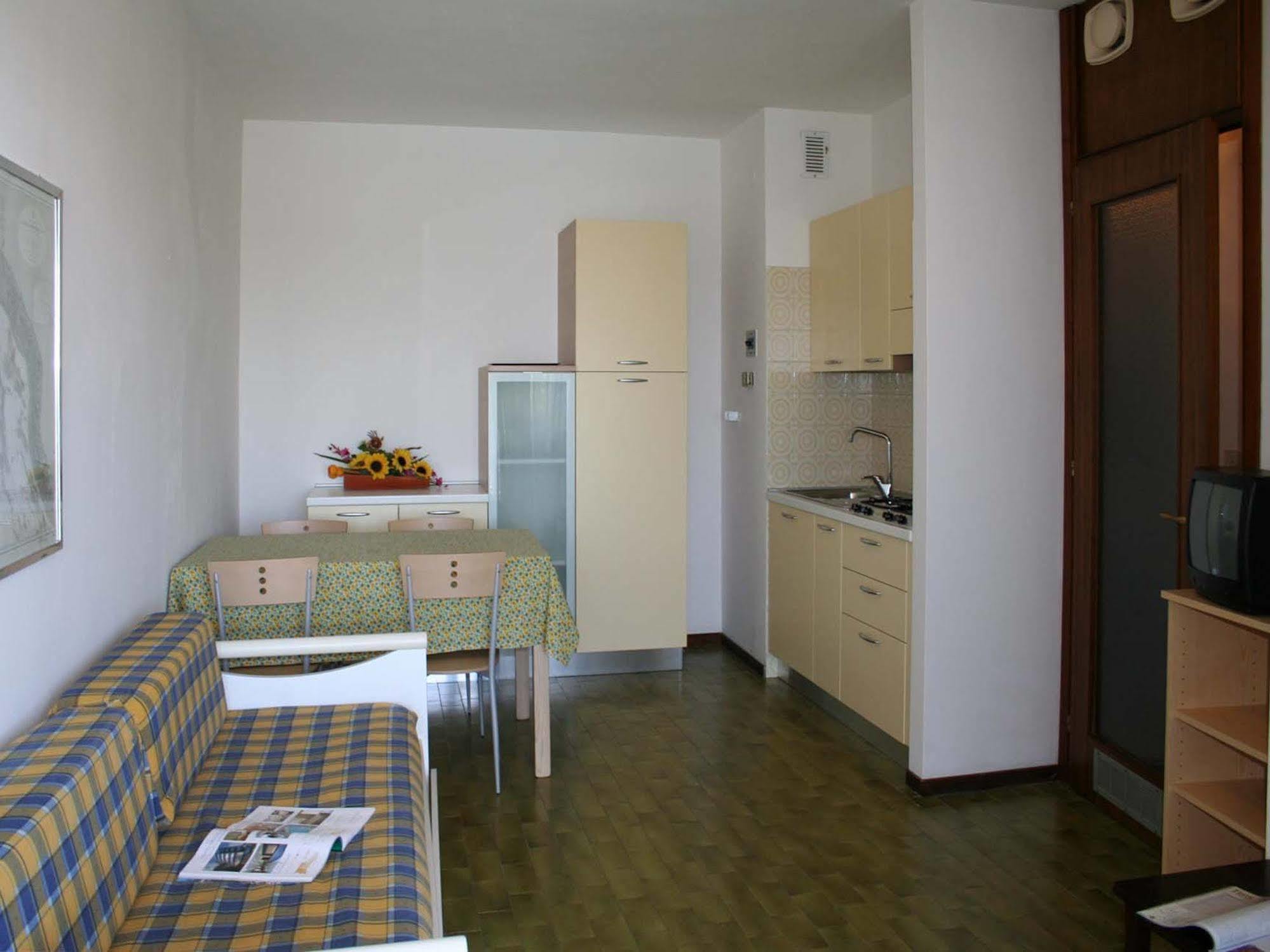 Casa Marina Apartman Lignano Sabbiadoro Kültér fotó